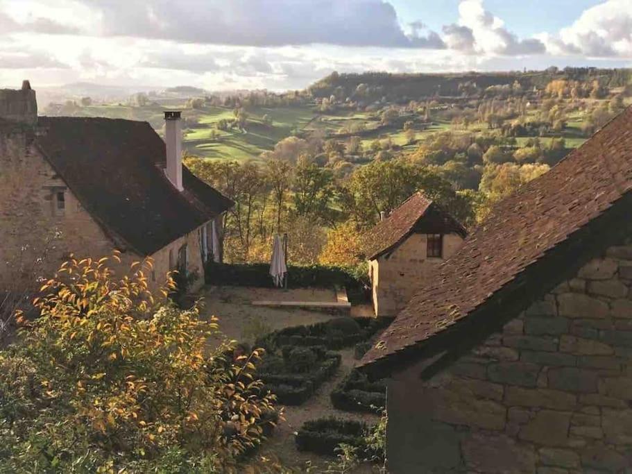 Le Haut Repaire Coubjours Dış mekan fotoğraf